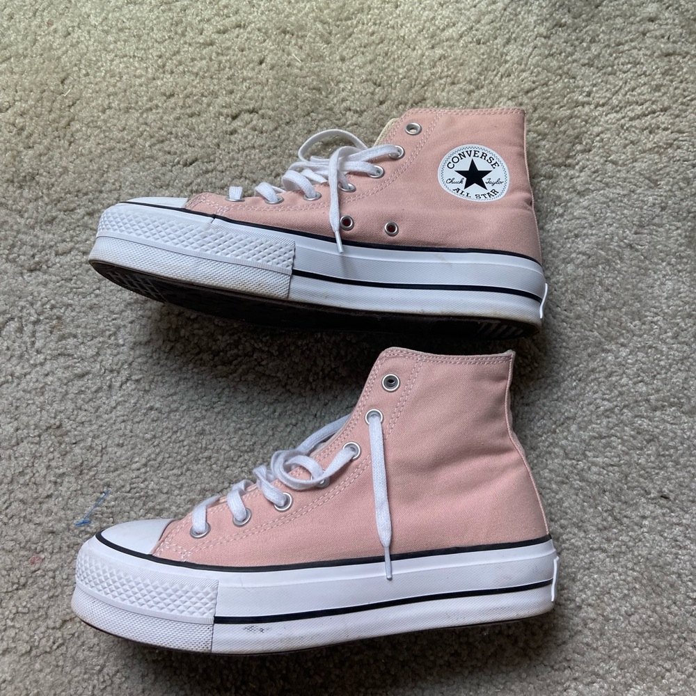 Pink hightop platform converse size 8.5 only worn once